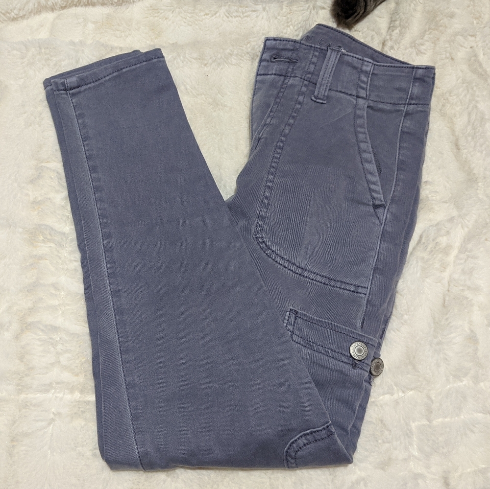 American Eagle grey cargo jeggings
